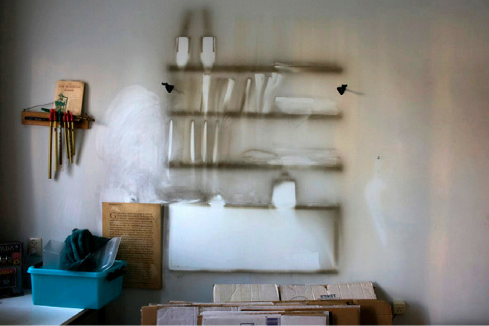 Behind_Deaths_Door_Satijn_Panyigay